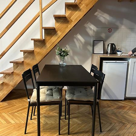Vintage Szpitalna Apartment Красков Екстериор снимка
