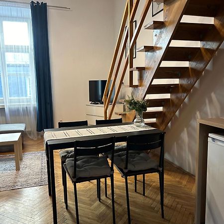 Vintage Szpitalna Apartment Красков Екстериор снимка