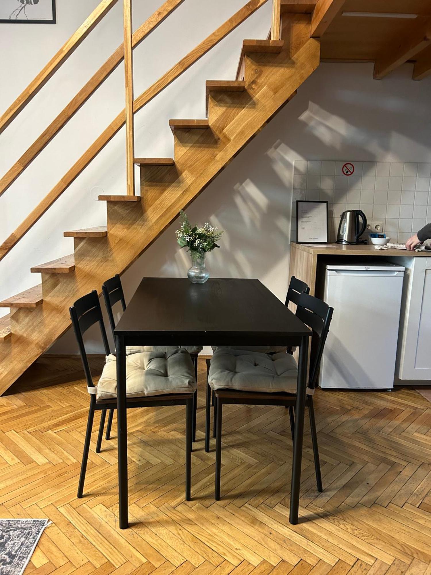 Vintage Szpitalna Apartment Красков Екстериор снимка